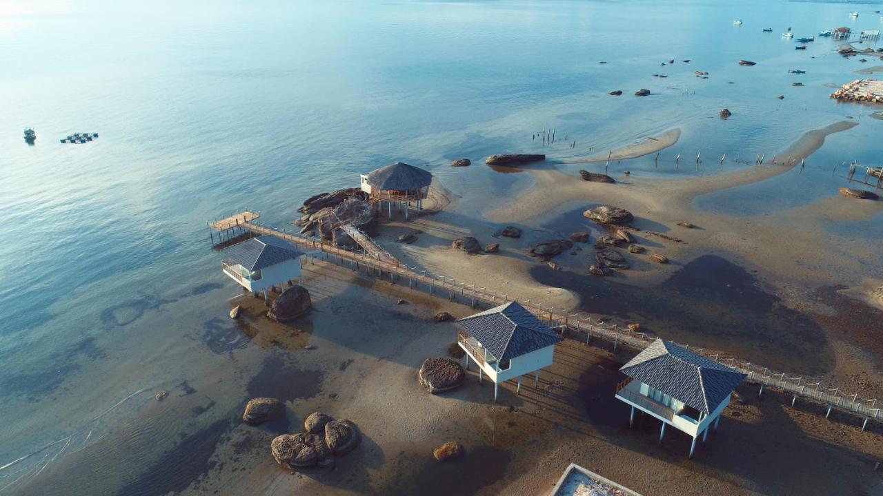 The Pier Phu Quoc Resort Bagian luar foto
