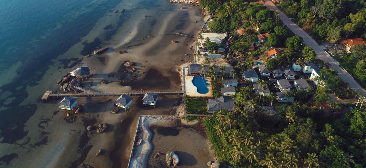 The Pier Phu Quoc Resort Bagian luar foto
