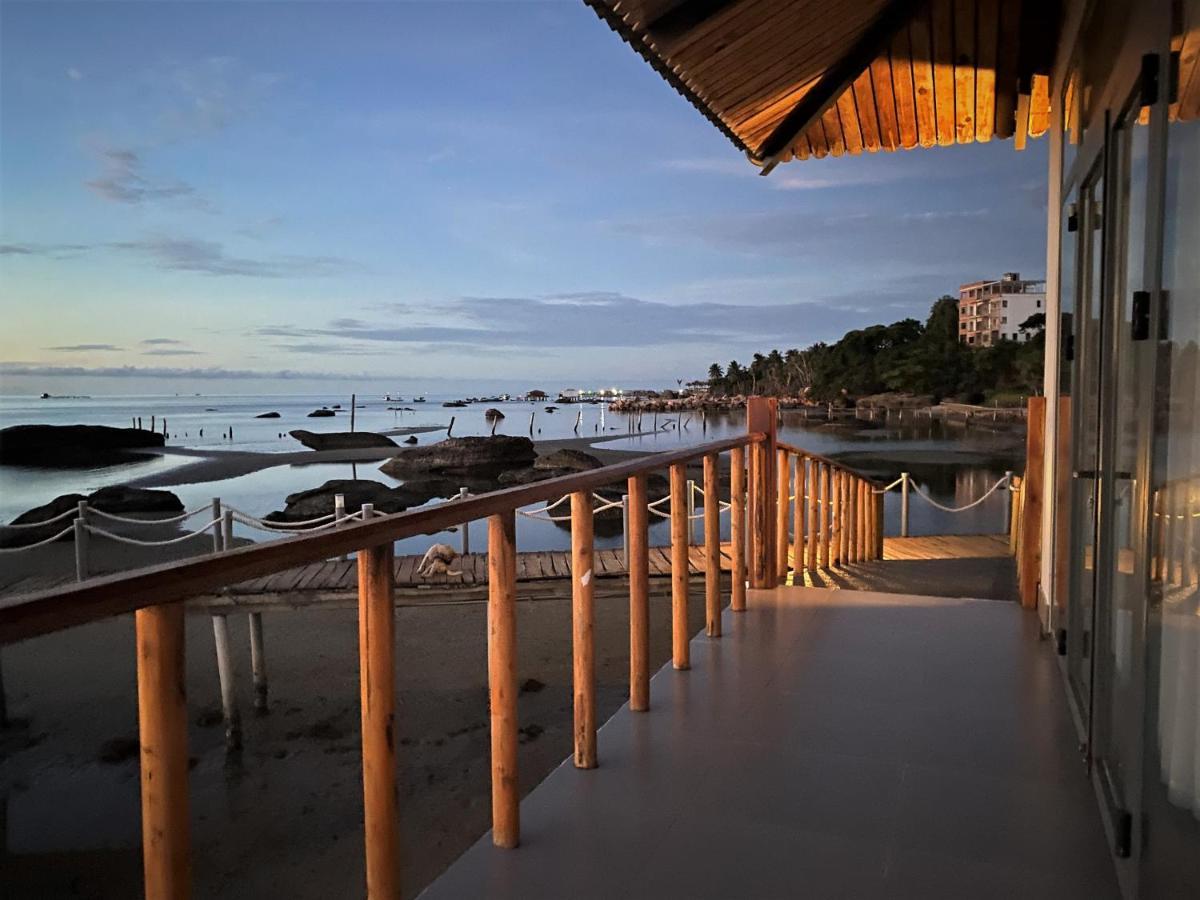 The Pier Phu Quoc Resort Bagian luar foto