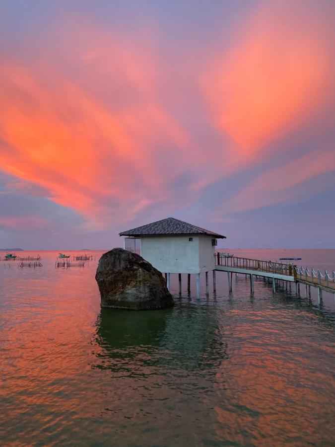 The Pier Phu Quoc Resort Bagian luar foto