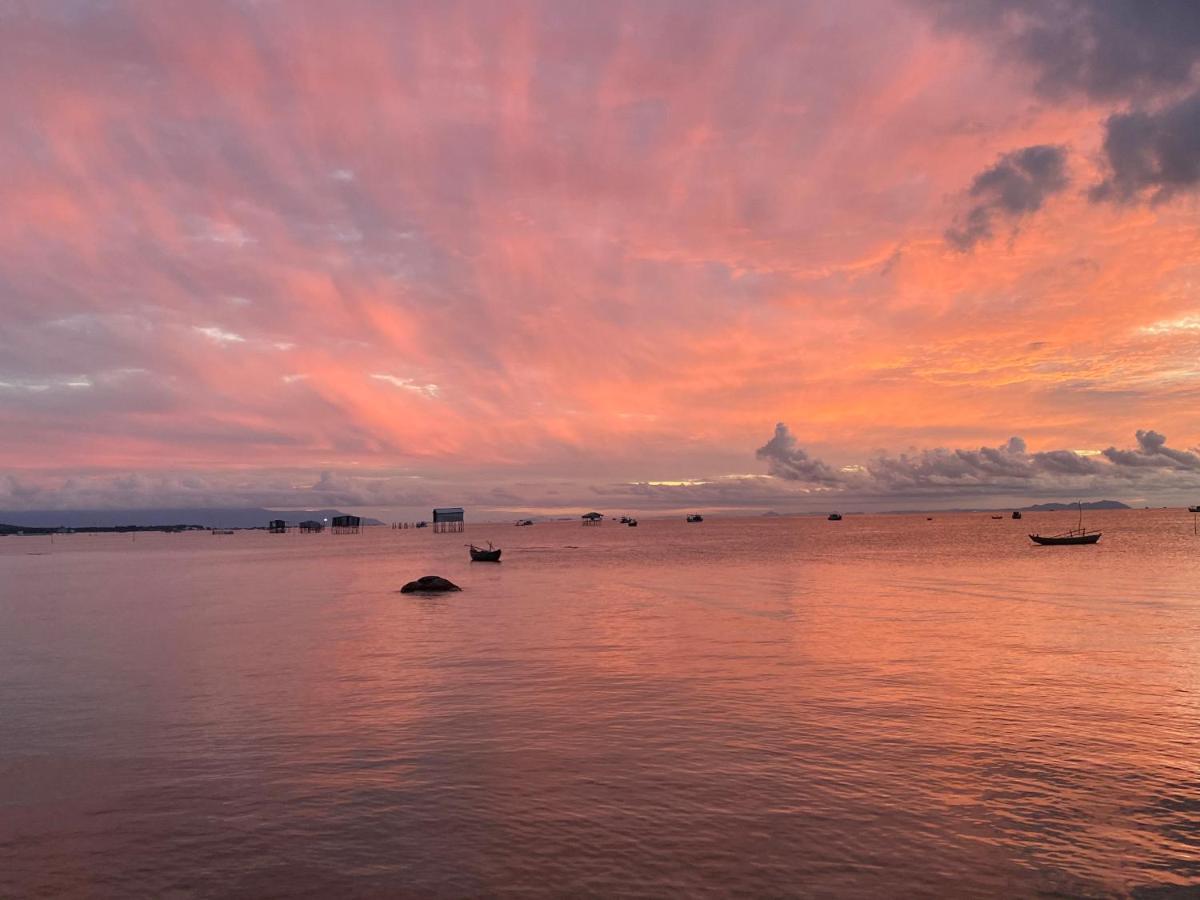 The Pier Phu Quoc Resort Bagian luar foto
