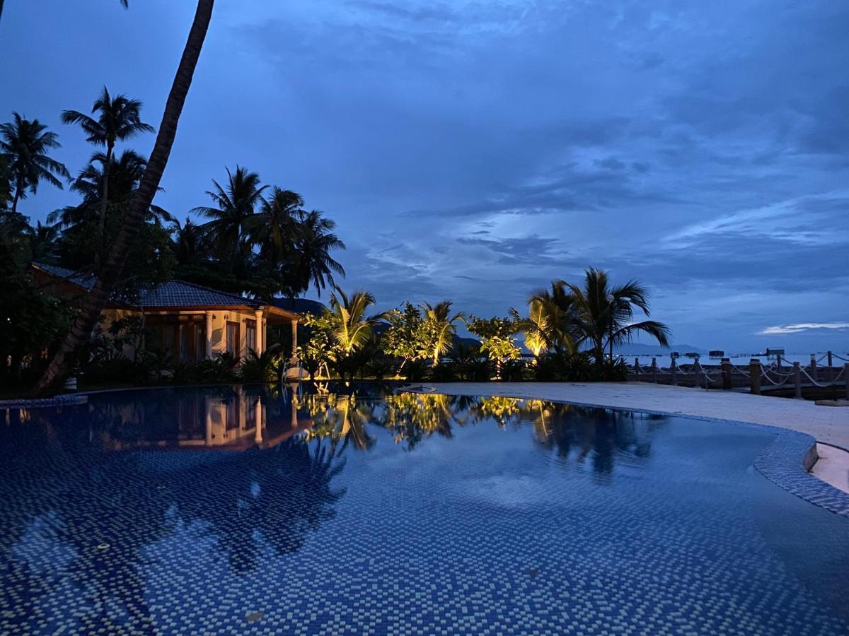 The Pier Phu Quoc Resort Bagian luar foto