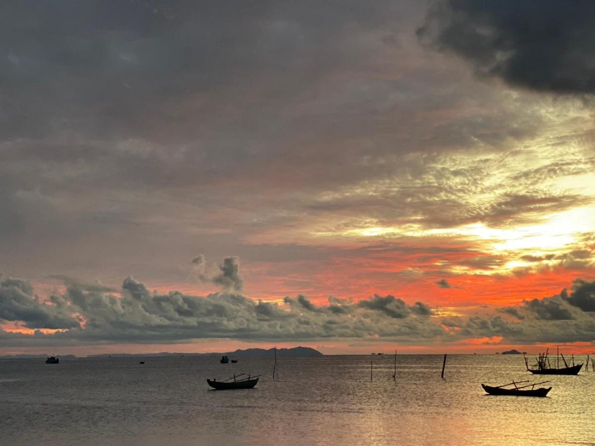 The Pier Phu Quoc Resort Bagian luar foto