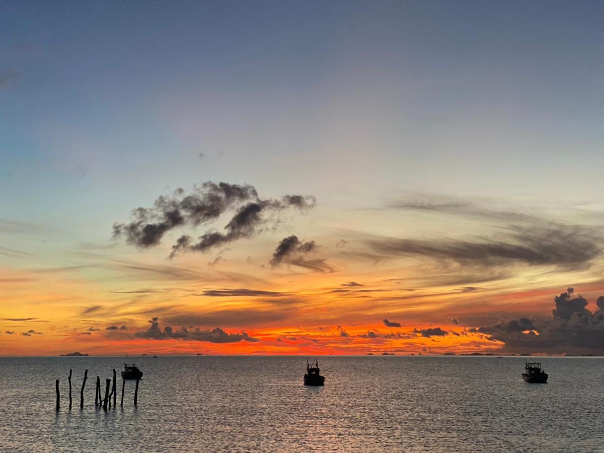 The Pier Phu Quoc Resort Bagian luar foto
