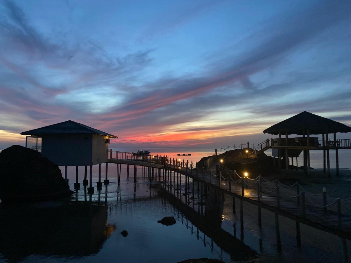 The Pier Phu Quoc Resort Bagian luar foto