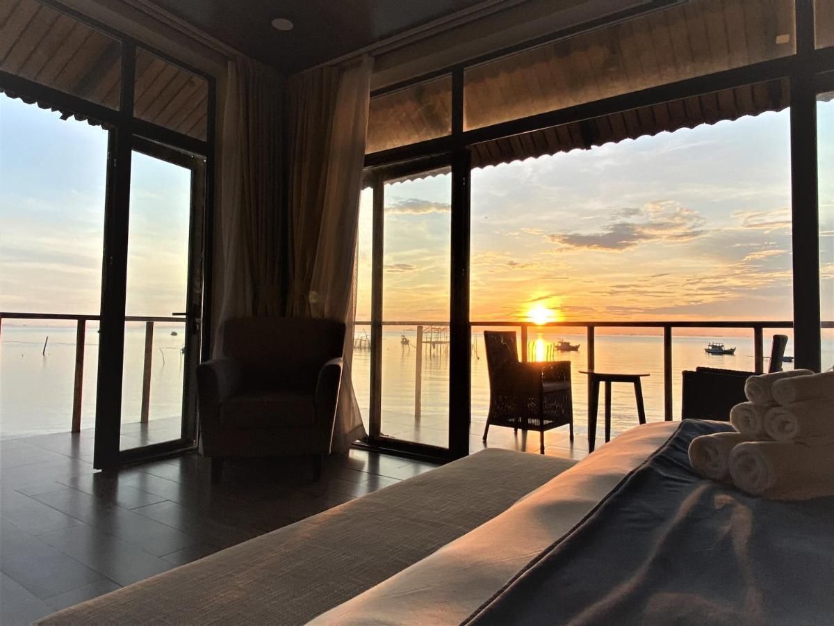 The Pier Phu Quoc Resort Bagian luar foto