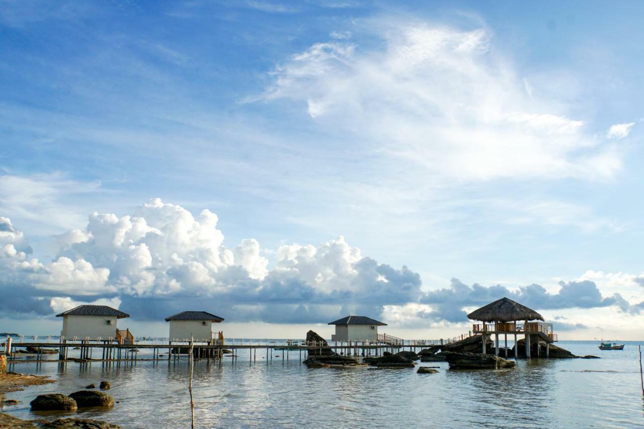 The Pier Phu Quoc Resort Bagian luar foto