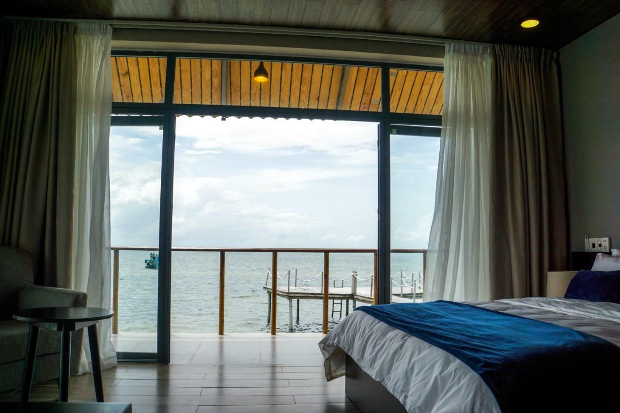 The Pier Phu Quoc Resort Bagian luar foto